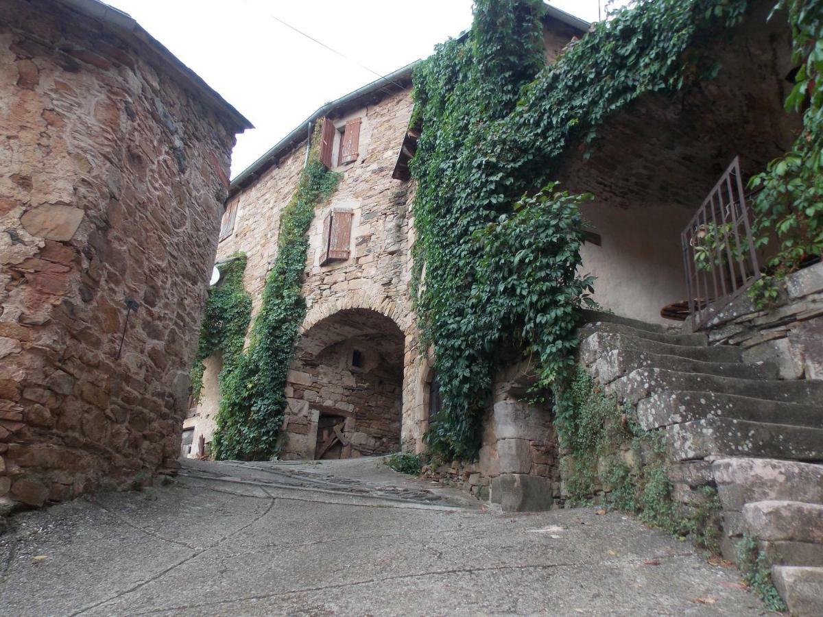 Le Cintrium Bed & Breakfast Viala-du-Tarn Exterior photo