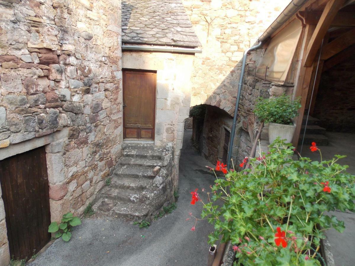 Le Cintrium Bed & Breakfast Viala-du-Tarn Exterior photo